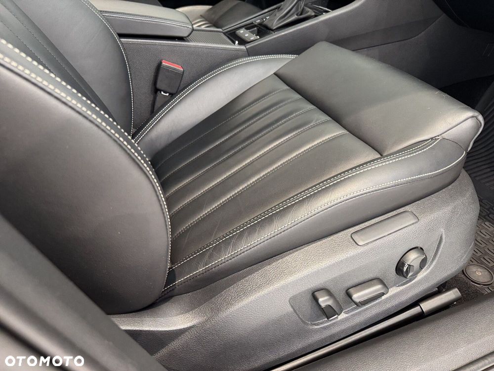 Skoda Superb 2.0 TDI SCR L&K DSG - 21