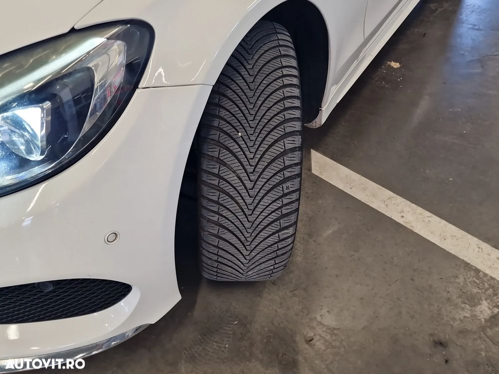 Mercedes-Benz C - 16