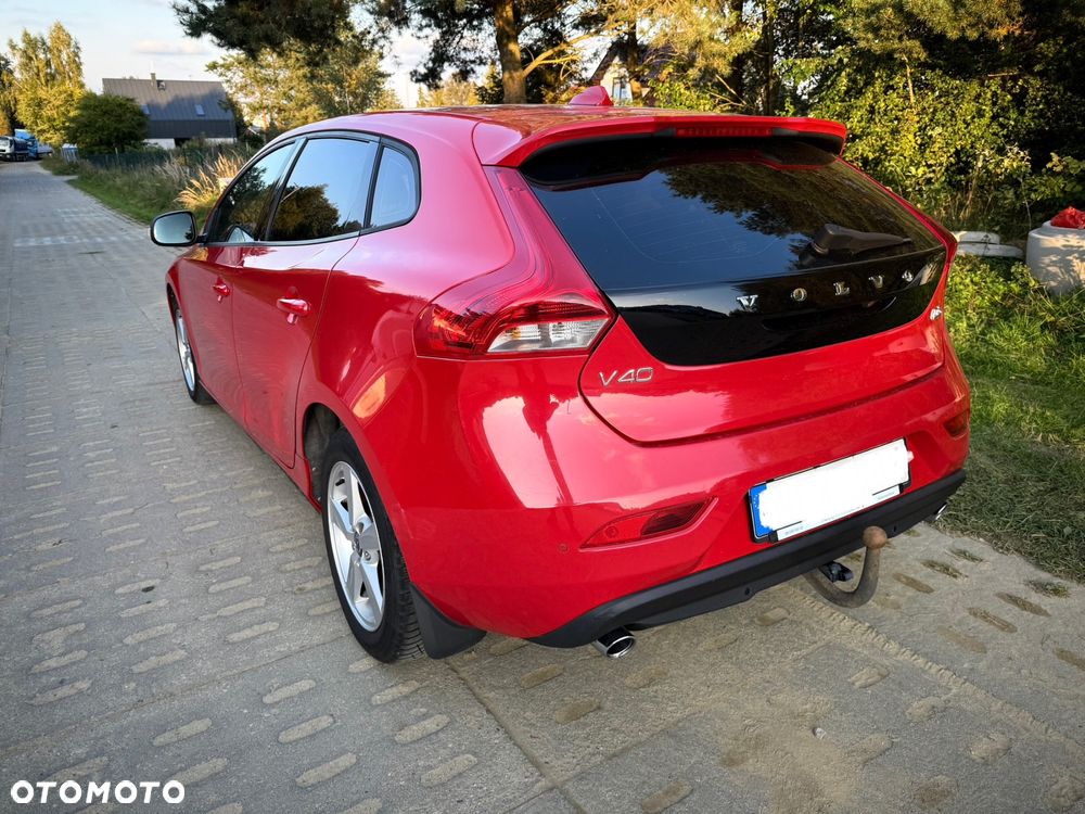 Volvo V40 D3 Geartronic Kinetic - 4