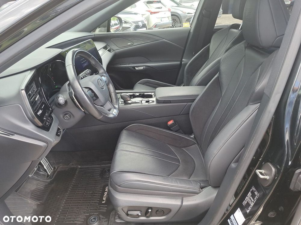 Lexus RX - 15
