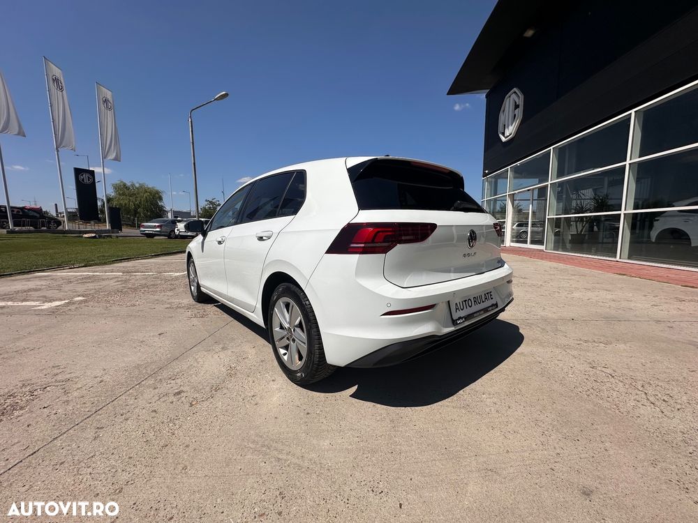 Volkswagen Golf 1.5 eTSI OPF DSG Life - 5