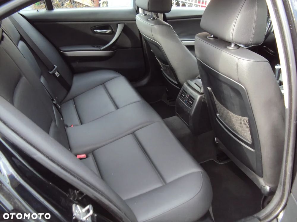 BMW Seria 3 316d - 9