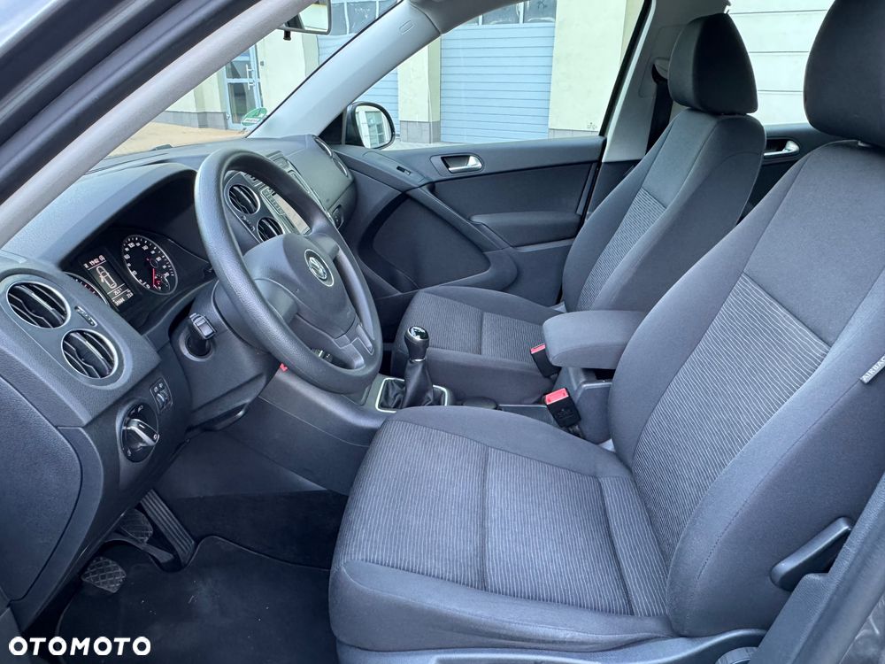 Volkswagen Tiguan - 19