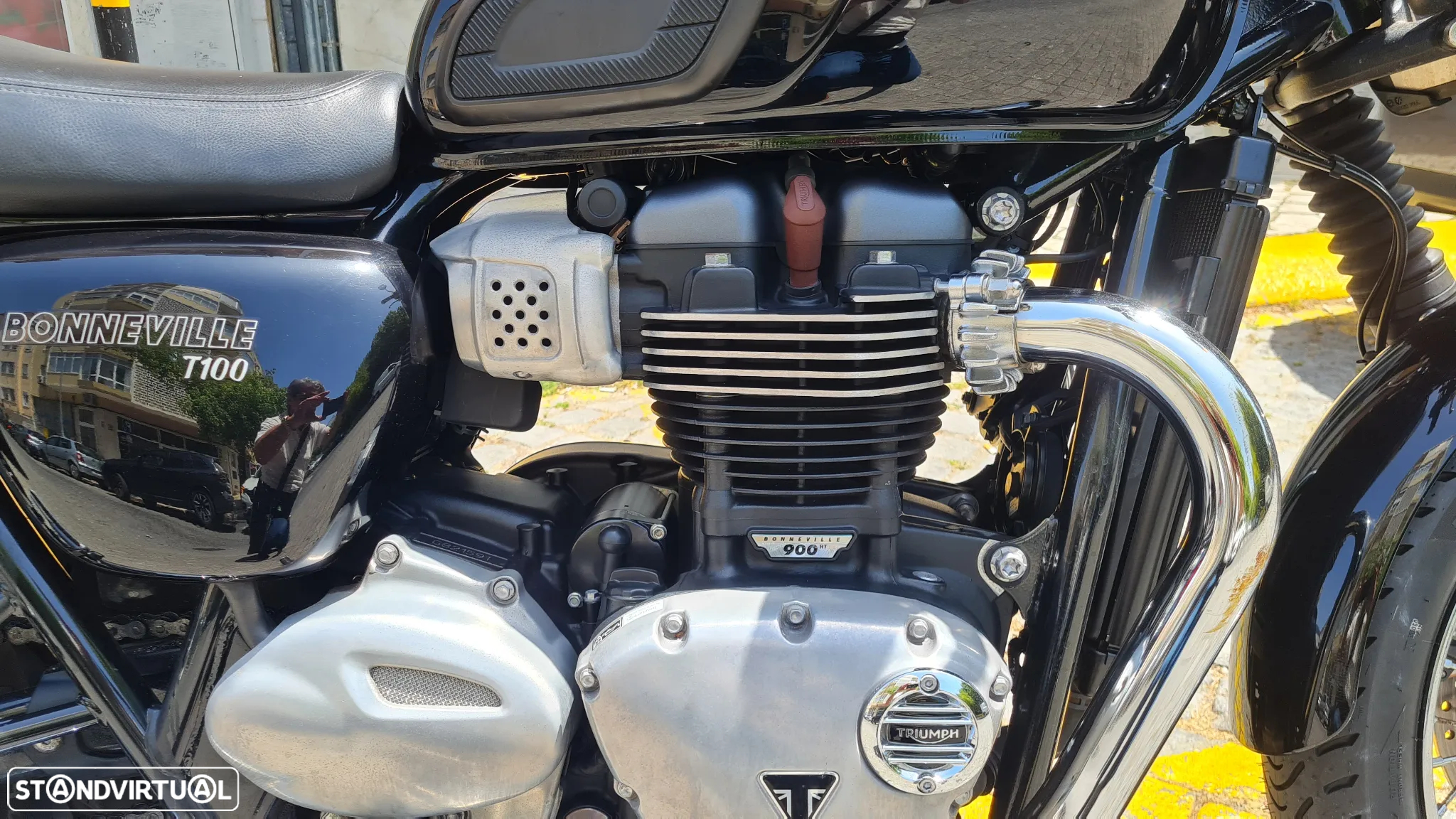 Triumph Bonneville T 100 - 6