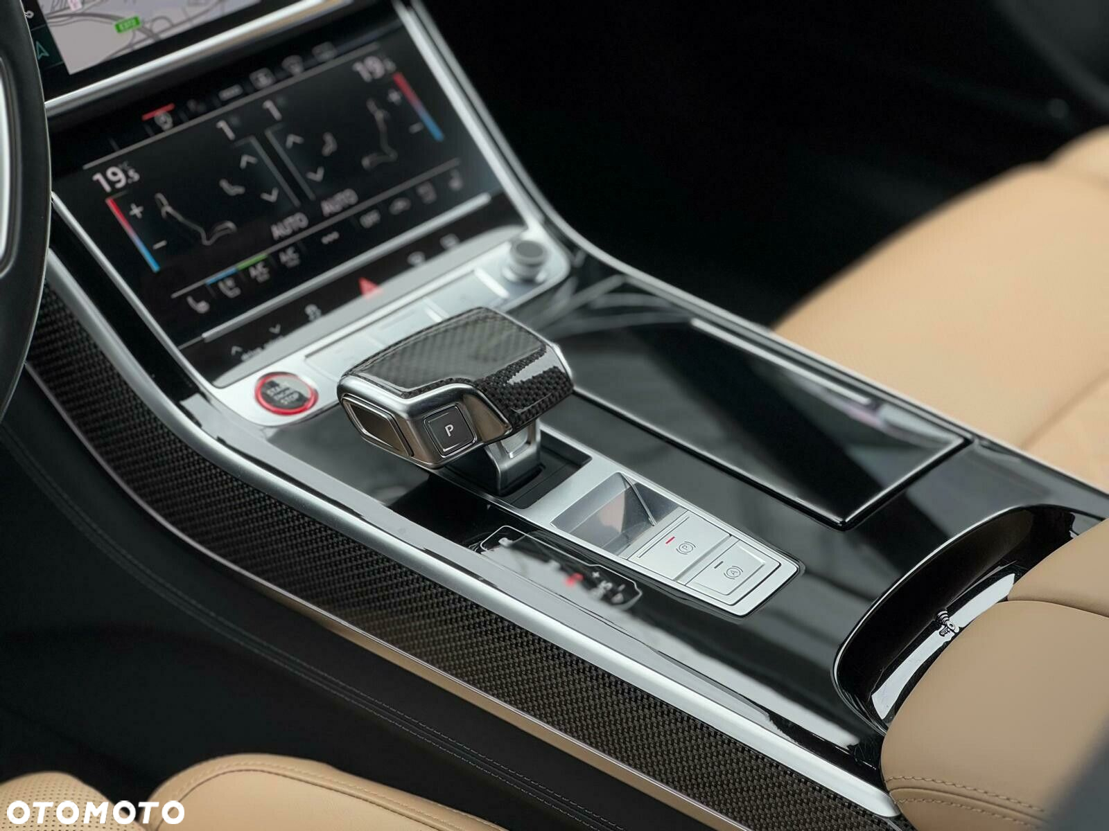 Audi S8 - 12