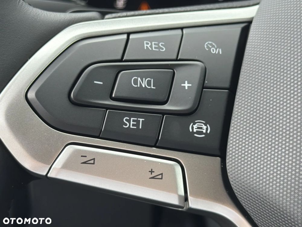 Volkswagen Polo 1.0 TSI Pure DSG - 24