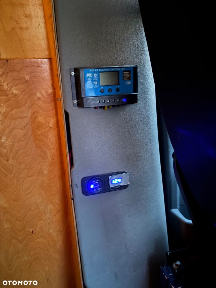 Mercedes-Benz Sprinter - 16
