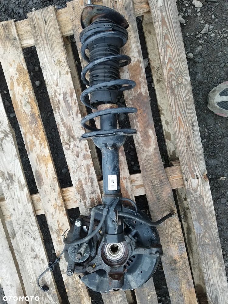 TOYOTA YARIS VERSO 99-05 D4D AMORTYZATOR ZWROTNICA PRAWA - 2