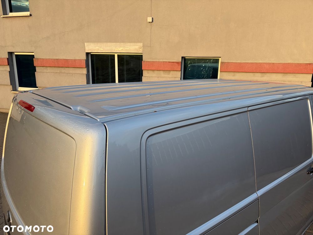 Volkswagen Transporter T5 - 10