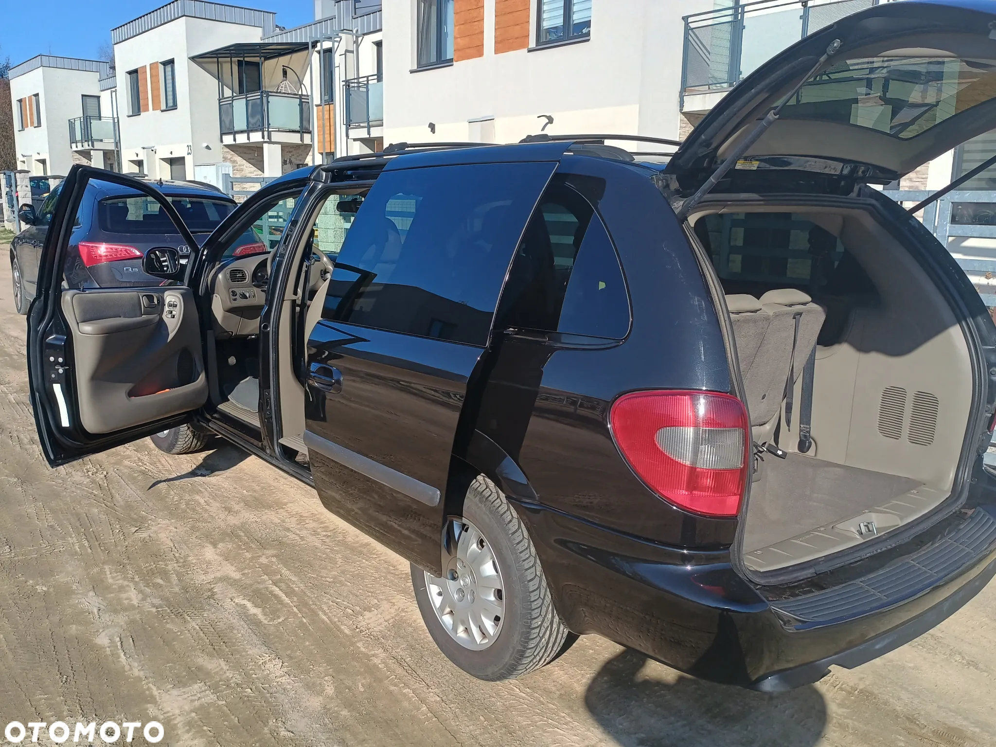 Chrysler Grand Voyager - 8