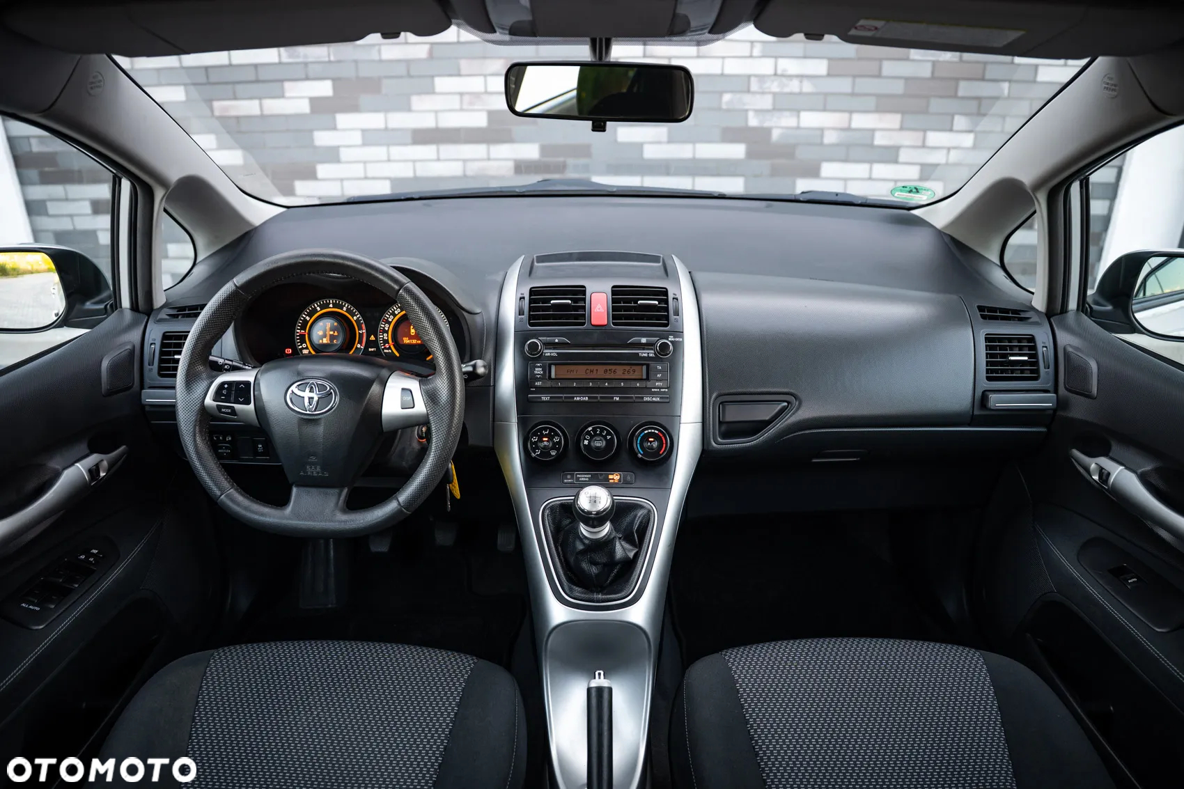 Toyota Auris 1.6 Valvematic Comfort - 5