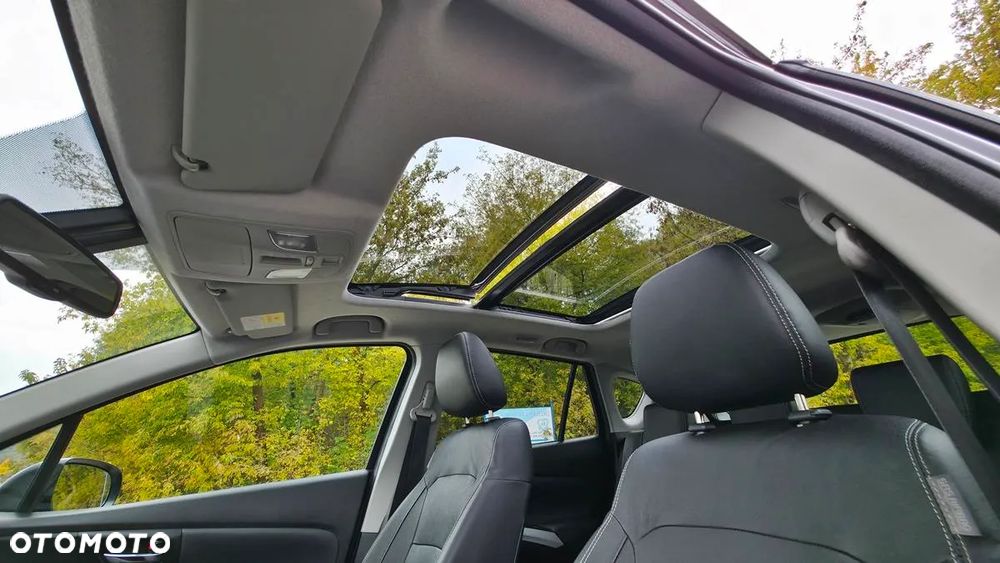 Suzuki SX4 S-Cross 1.6 Premium Plus - 35