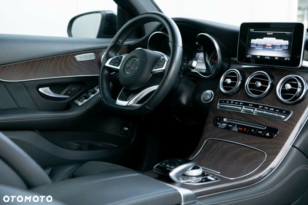 Mercedes-Benz GLC - 24