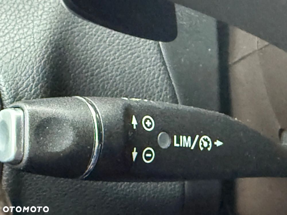 Mercedes-Benz GLC - 15