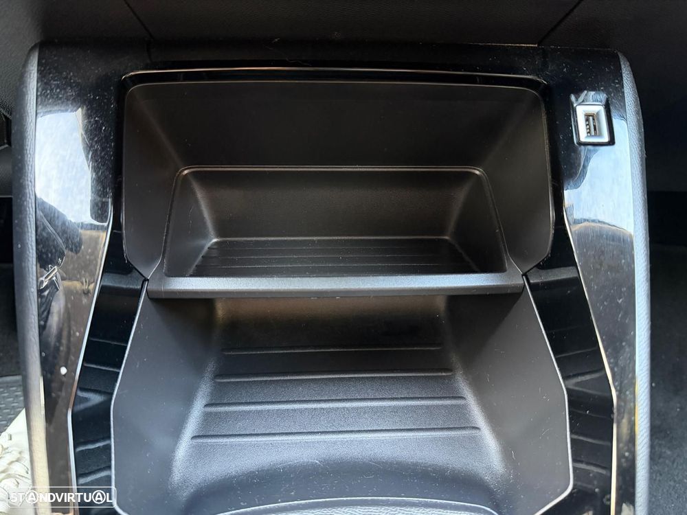 Peugeot 208 1.2 PureTech Active Pack - 30