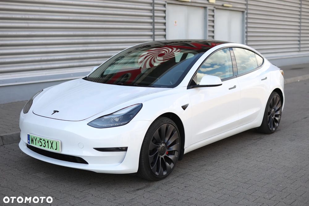 Tesla Model 3 - 2