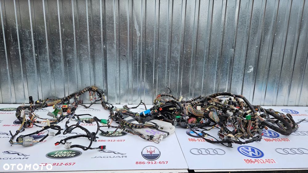 Jaguar XJ 351 Instalacja prawa komory bagażnika Wiązka tył prawy Przewody kompresora zawieszenia Modułów BSI DW93-14A005-BBC - 2