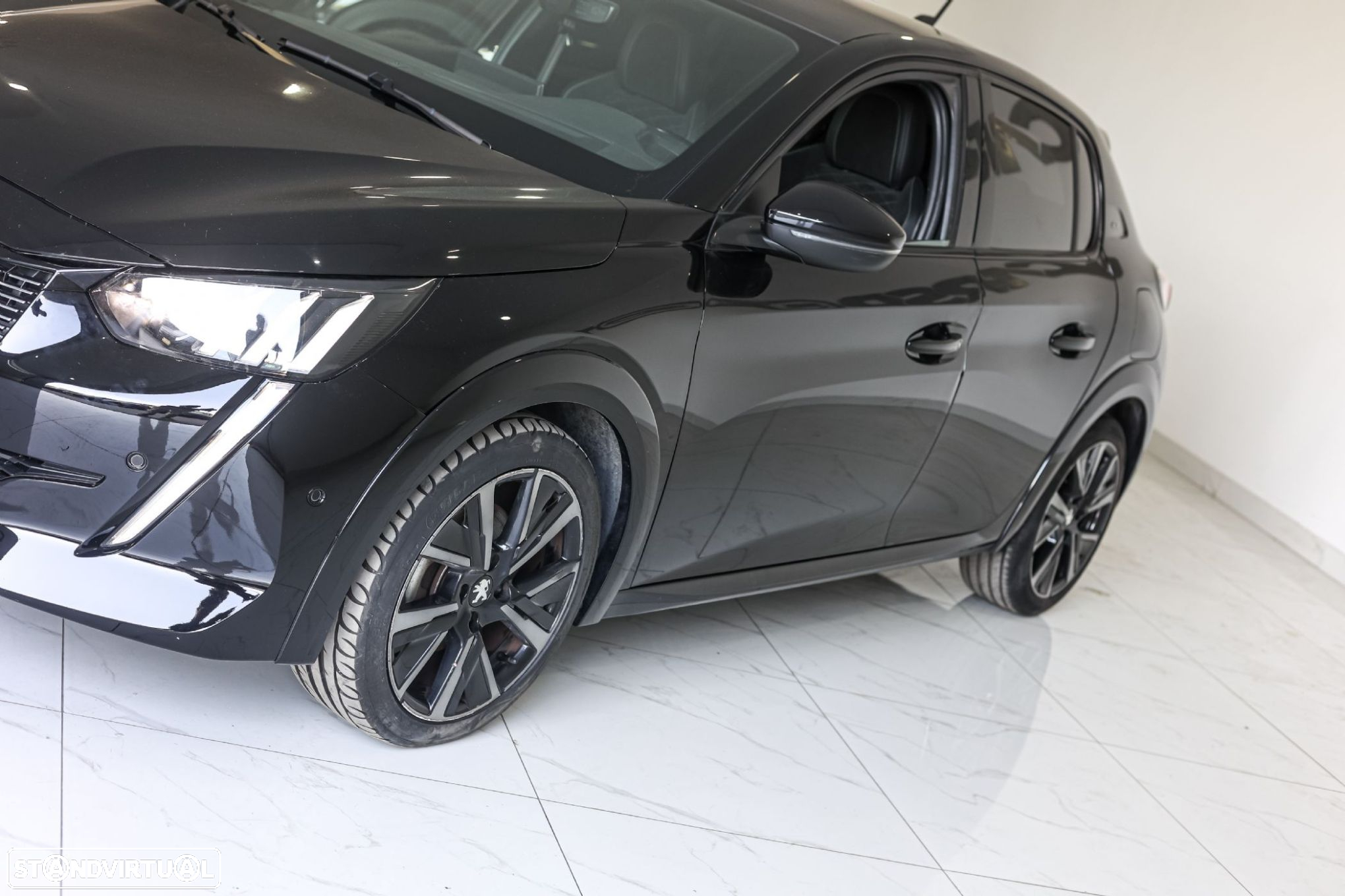 Peugeot 208 1.2 PureTech GT - 2