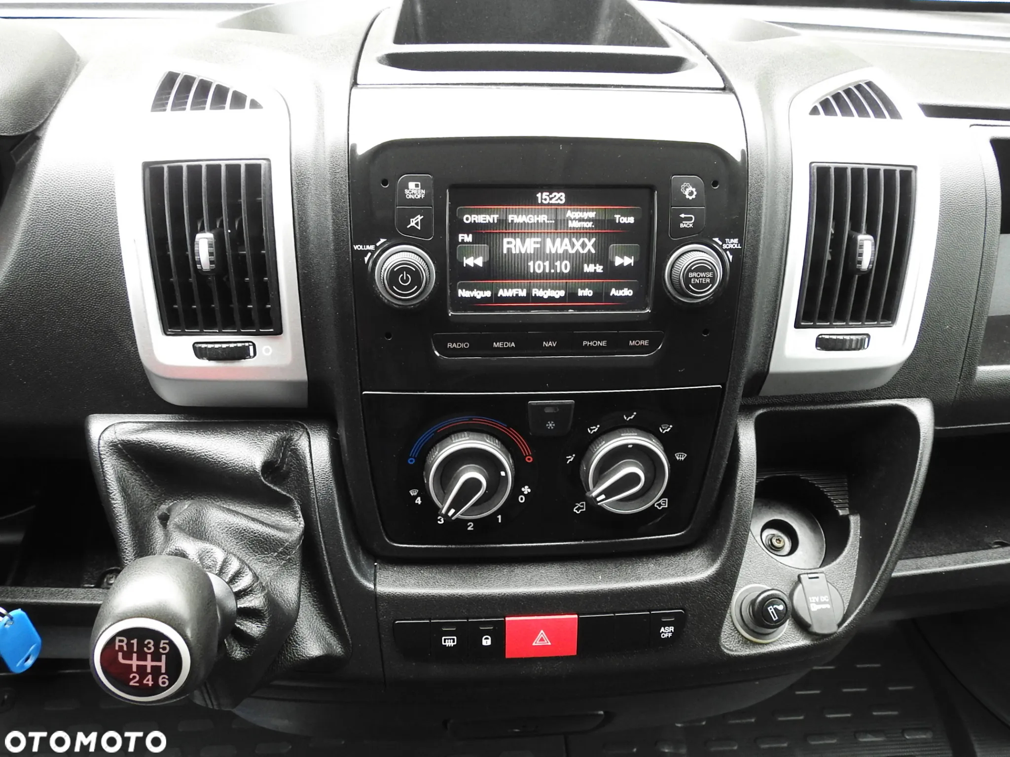 Fiat DUCATO KONTENER WINDA 8 PALET TEMPOMAT NAWIGACJA KLIMATYZACJA LEDY 130KM [ L61506 ] - 34