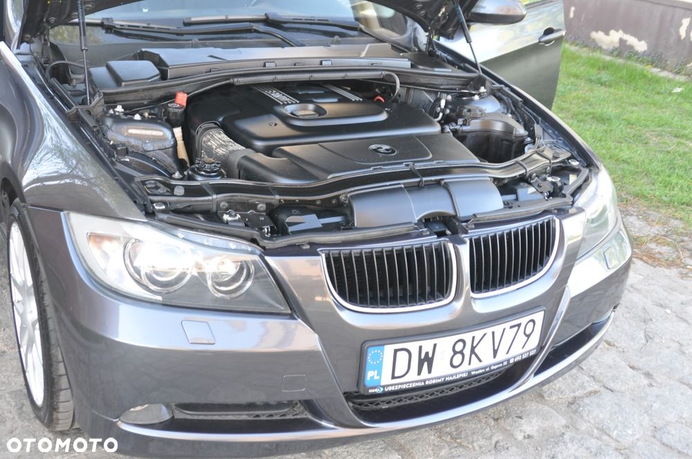 BMW Seria 3 320d DPF - 19
