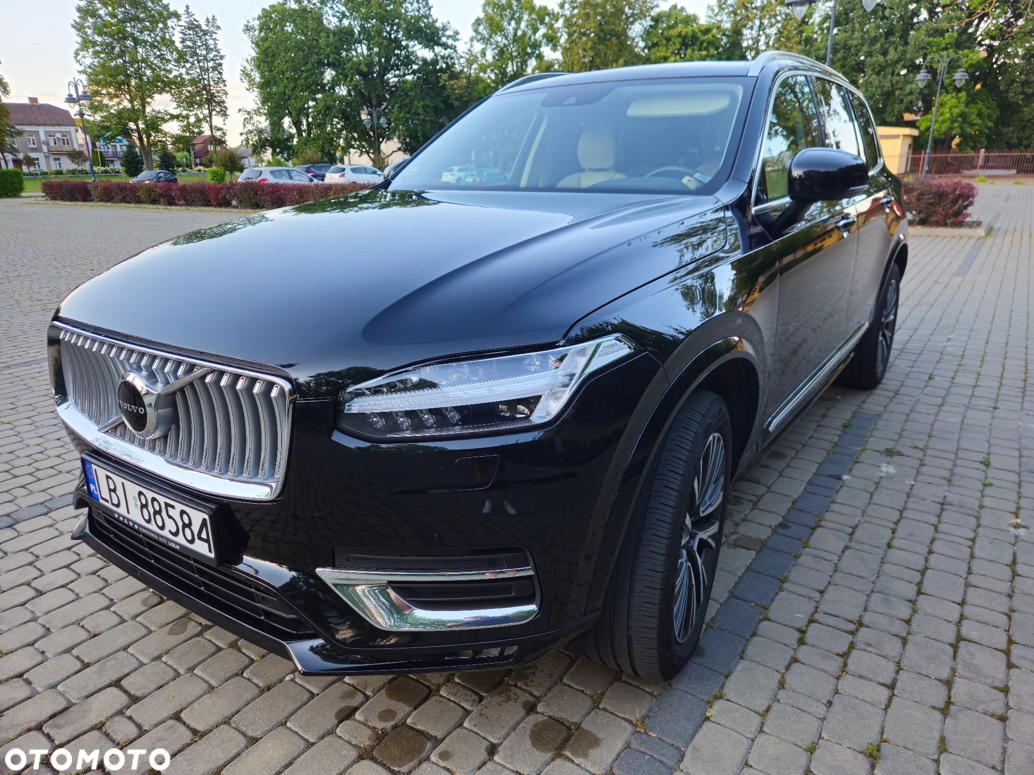 Volvo XC 90 - 1