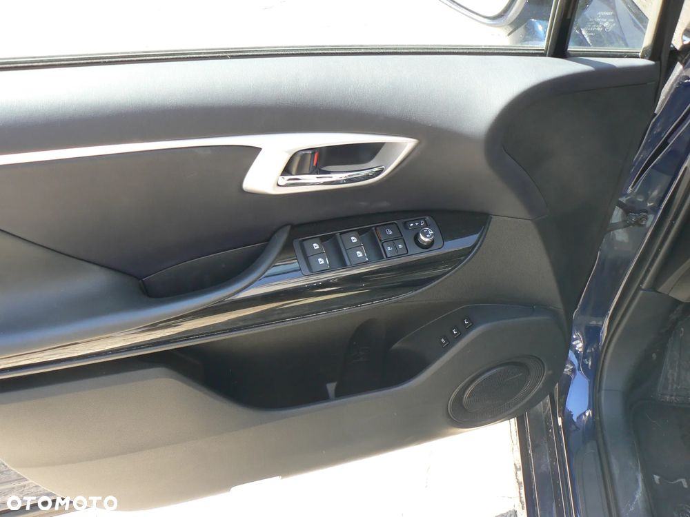 Toyota Mirai Standard - 18