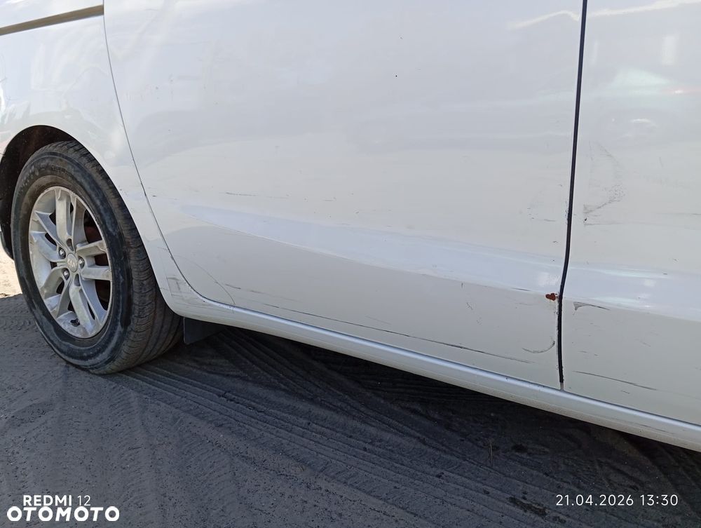 Kia Sedona - 14