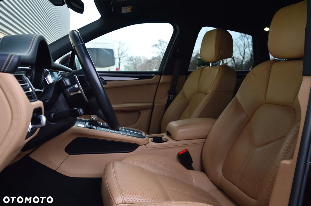Porsche Macan Standard - 13