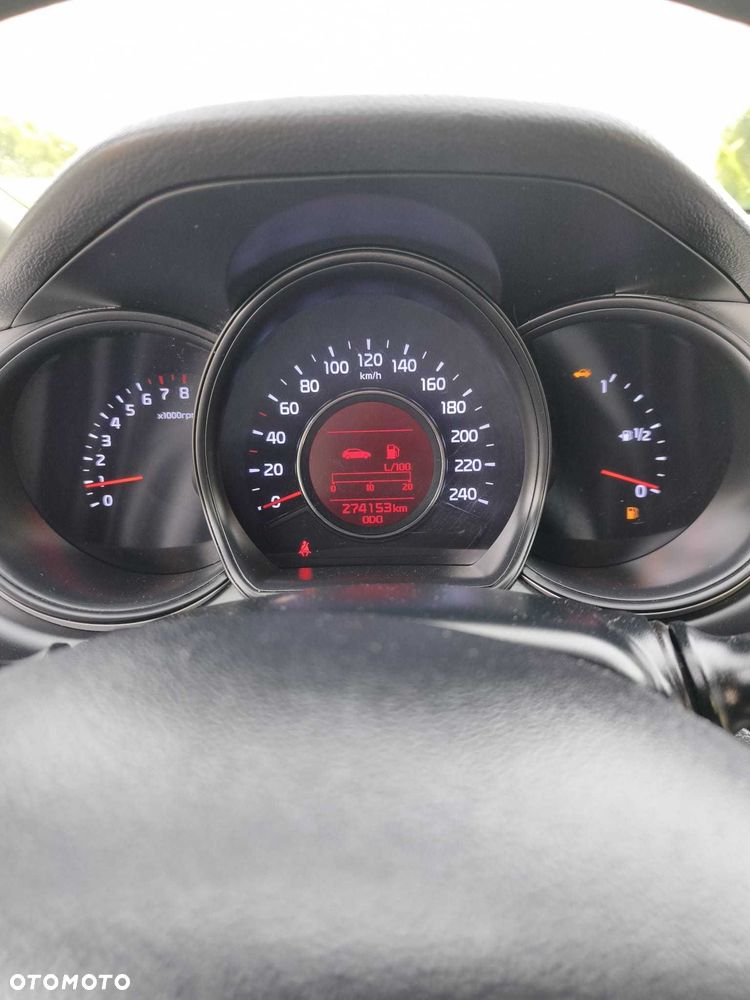 Kia Ceed - 6