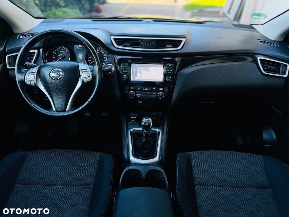Nissan Qashqai 1.2 DIG-T TEKNA+ - 17