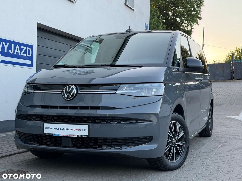 Volkswagen Multivan - 32