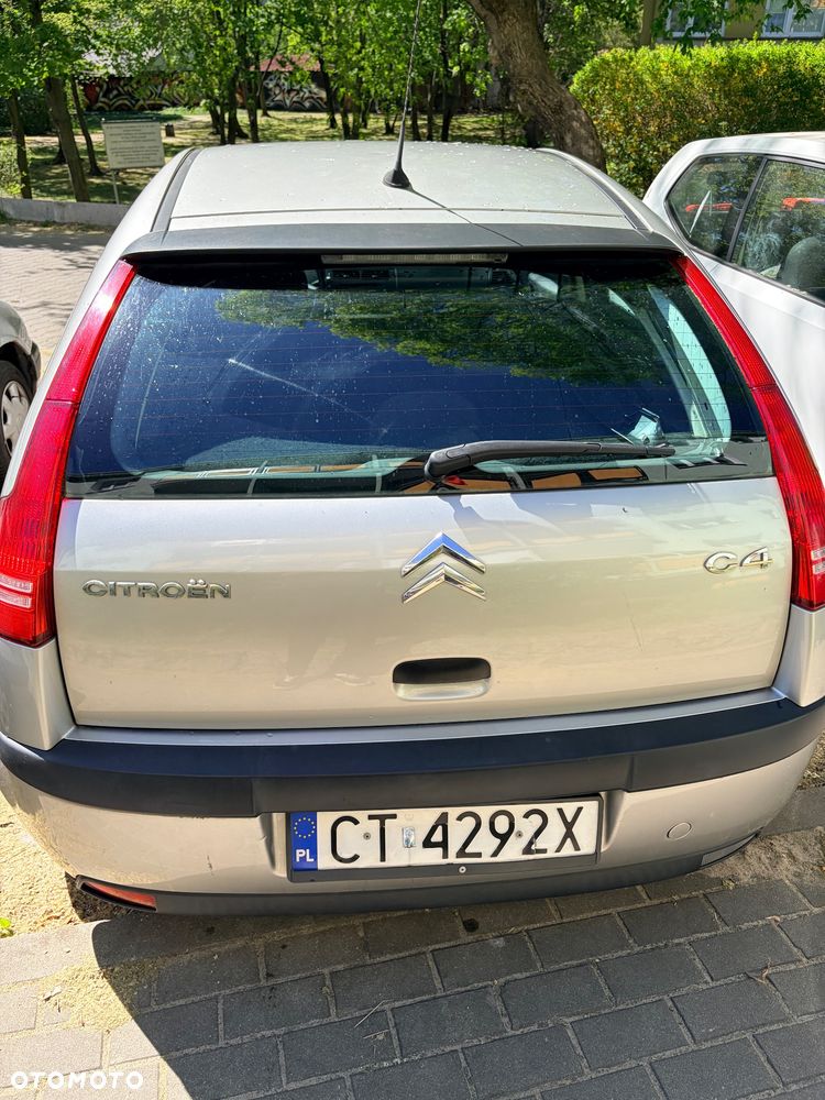 Citroën C4 1.6 HDi SX - 12