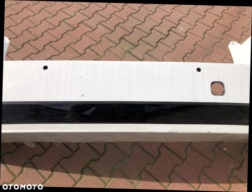 TOYOTA COROLLA XII KOMBI E21 E210 2019- zderzak tylny tył DOKŁADKA SPOILER NAKŁADKA 4 PDC - 4