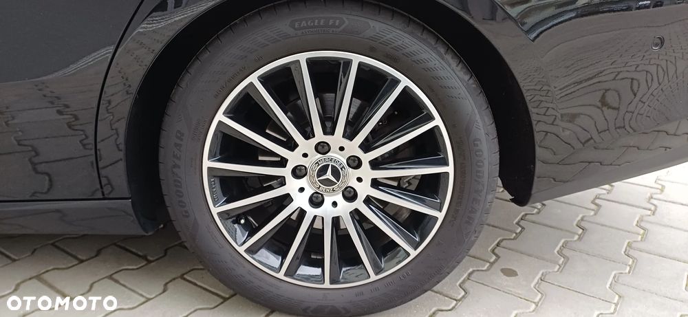 Mercedes-Benz CLA 180 d - 5