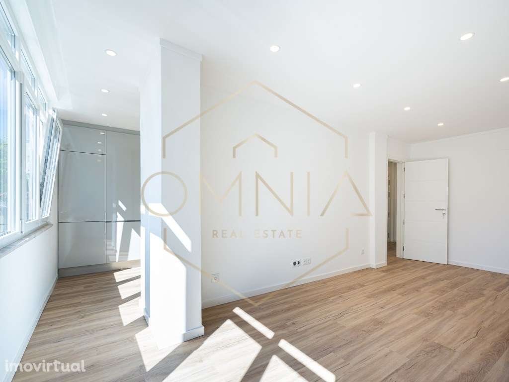 Apartamento T2 no Barreiro - Totalmente Renovado - Grande imagem: 4/30