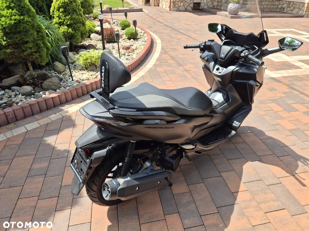 Honda NSS - 8