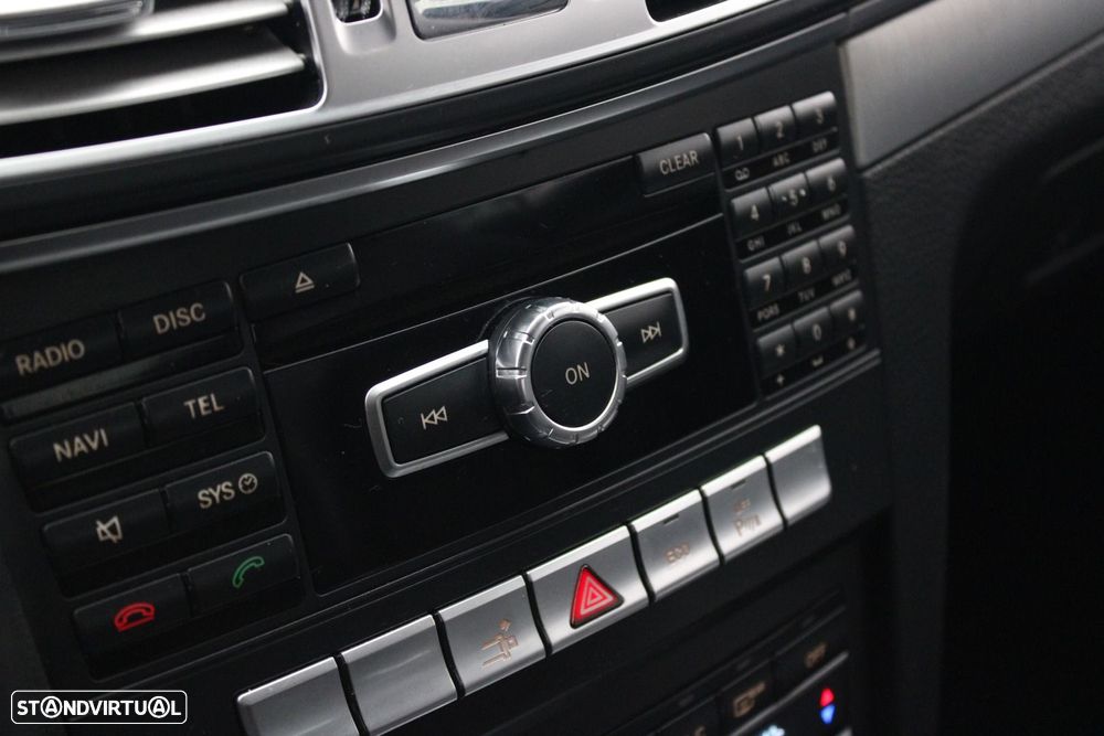 Mercedes-Benz E 220 CDi BlueEfficiency - 21