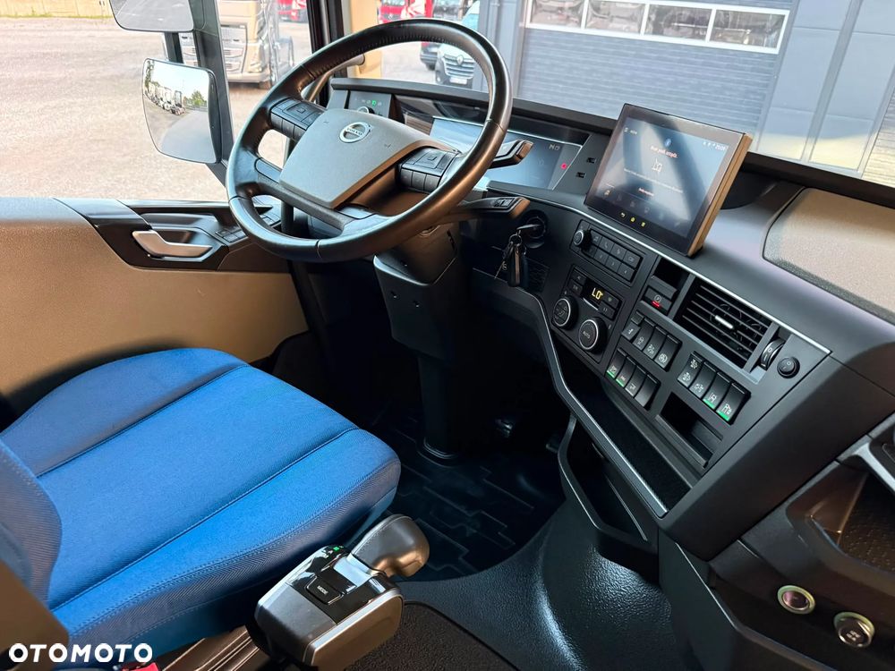 Volvo FH500/EURO6//METALIK/FULL LED/NAVI/KLIMA.POSTOJOWA/SPROWADZONY - 31