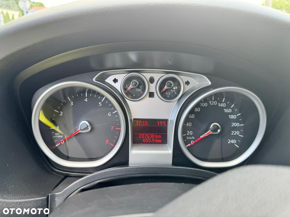 Ford Focus 1.8 FF Trend - 3