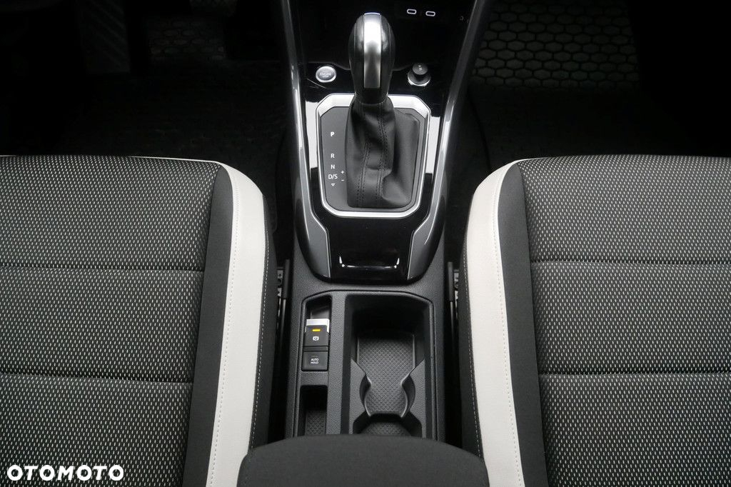 Volkswagen T-Roc 1.5 TSI ACT Premium DSG - 11