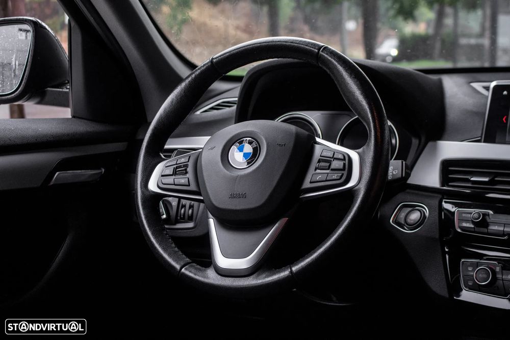 BMW X1 16 d sDrive Auto - 37