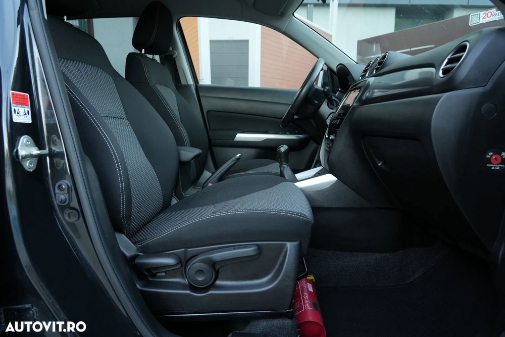 Suzuki Vitara 1.0 Boosterjet Comfort - 8