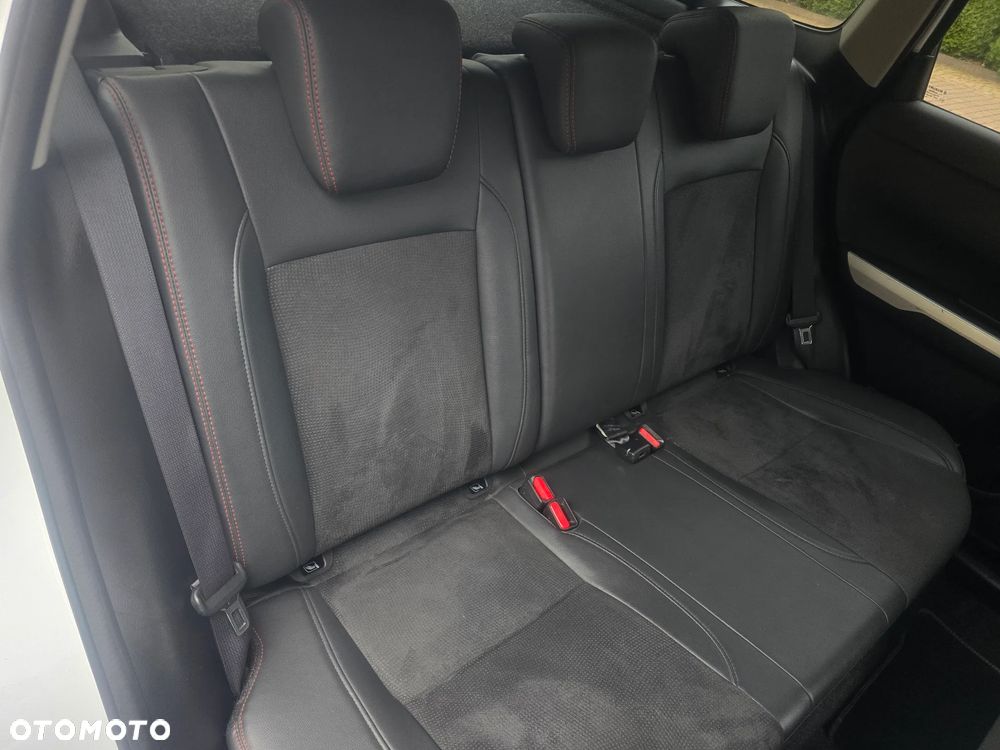 Suzuki Vitara 1.4 Boosterjet Premium 4WD - 26