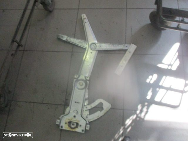 Elevador Sem Motor ELEVSM1572 SAAB 900 1996 3P FD - 3