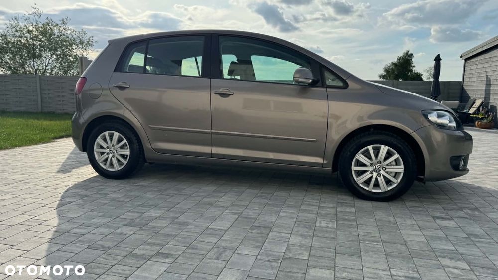 Volkswagen Golf Plus - 10