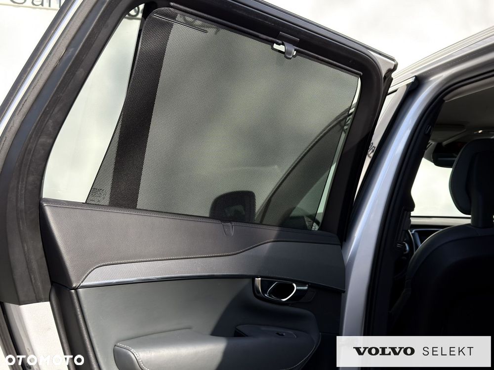 Volvo XC 90 - 13