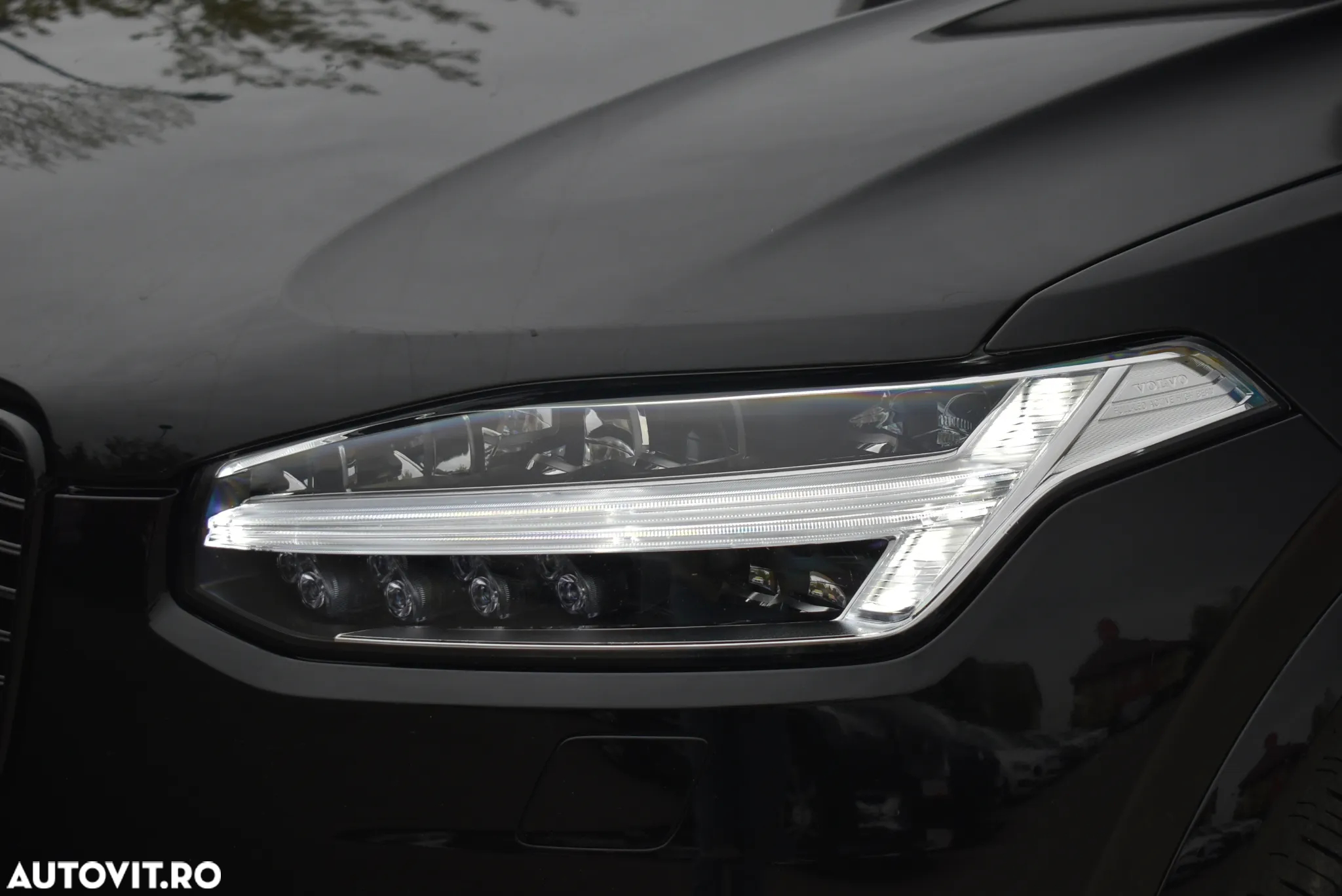 Volvo XC 90 T8 AWD Twin Engine Geartronic RDesign - 8