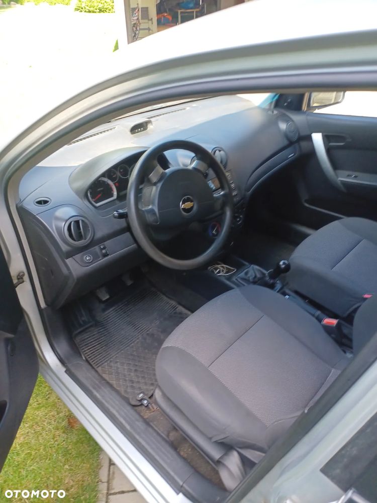 Chevrolet Aveo 1.2 16V Base - 7