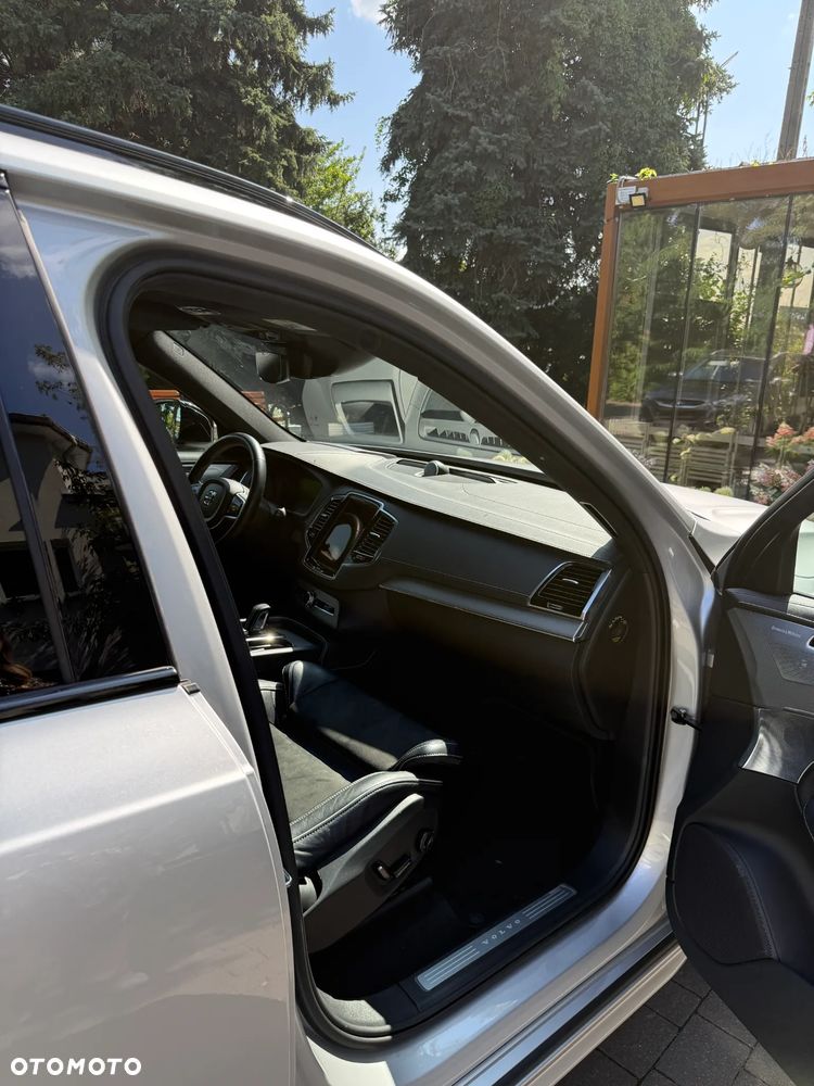 Volvo XC 90 B5 D AWD R-Design - 11