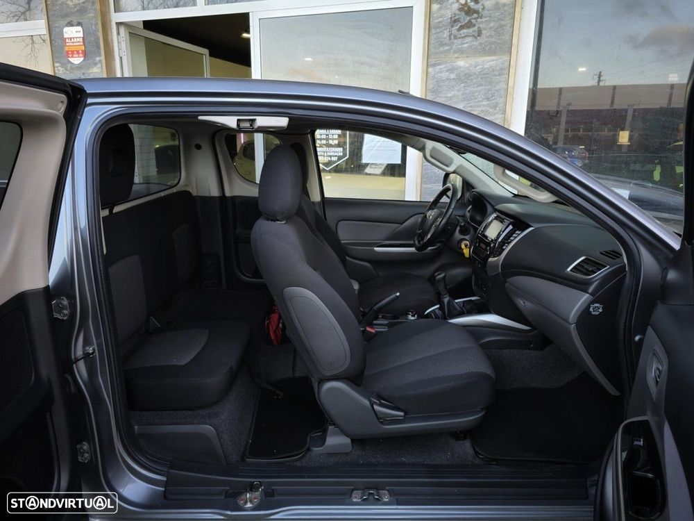 Mitsubishi L200 2.4 DI-D CD Instyle Strakar 4WD - 7